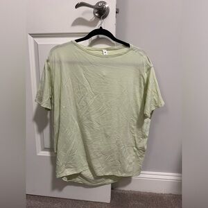 NWOT Lululemon Back in Action Short Sleeve